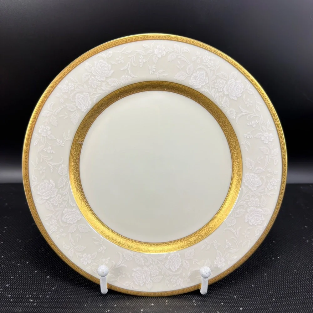 Mikasa Antique Lace Dishes Plates‎ Gold Trim Fine China Japan Set of 4 VTG 7.5